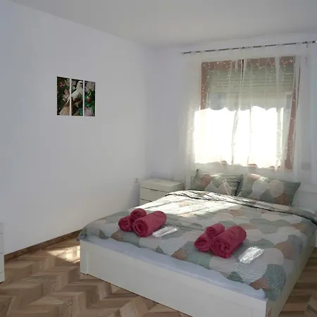 Draganovi 8 Apartament *